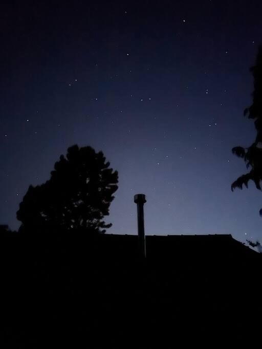The Bothy - A Secluded And Romantic Rural Retreat * Llanddyfnan
